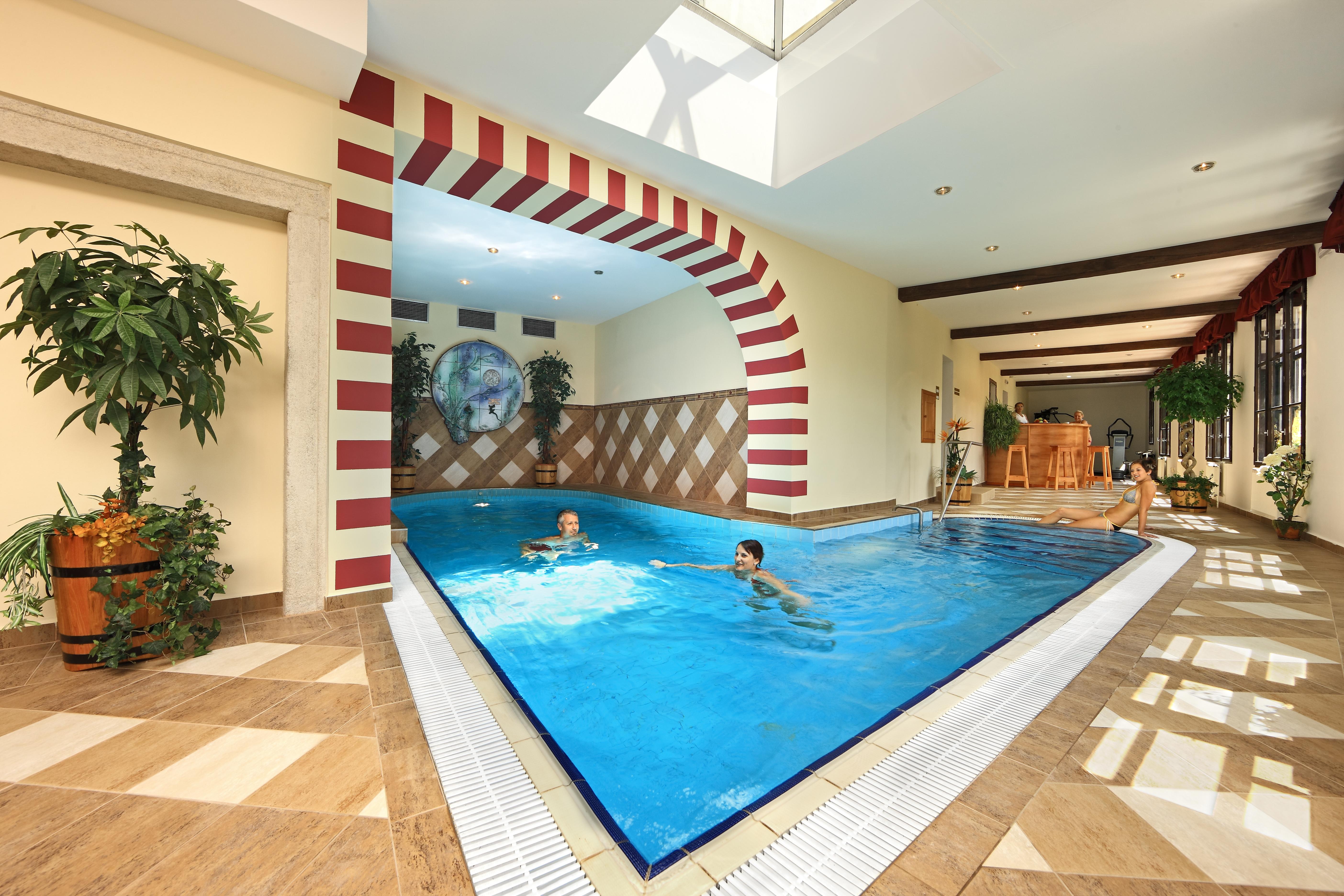Hotel Ruze Cesky Krumlov Ngoại thất bức ảnh Swimming pool