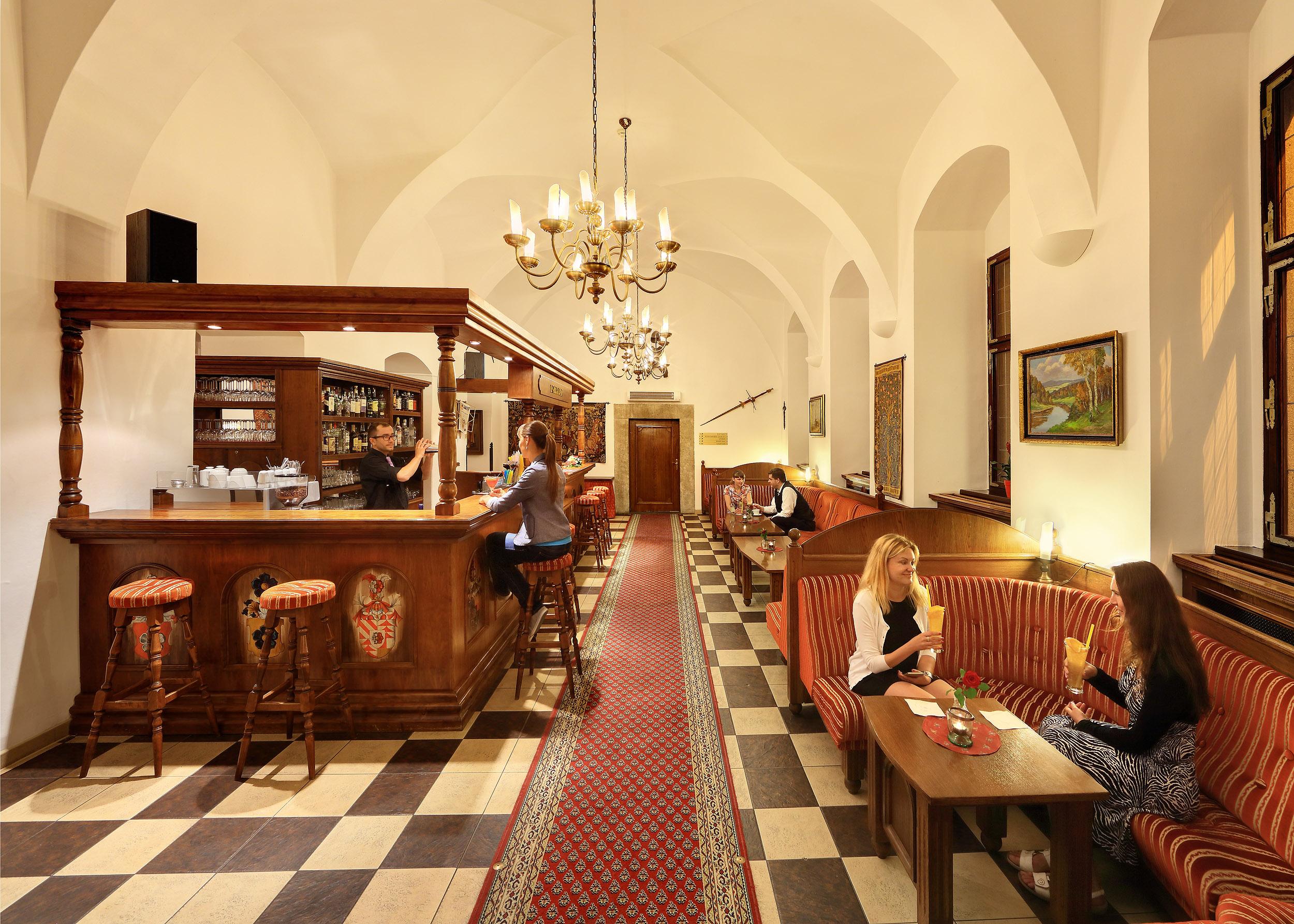 Hotel Ruze Cesky Krumlov Ngoại thất bức ảnh The interior of the restaurant